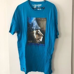 LRG men’s t-shirt